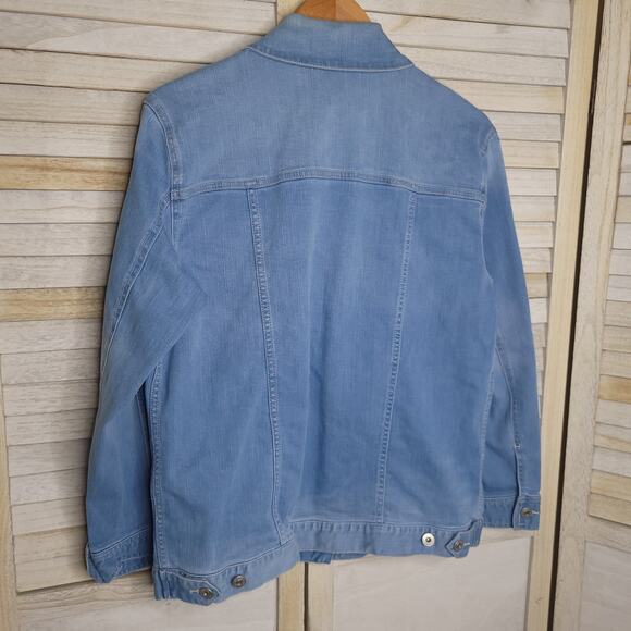 Vince Camuto Long Sleeve Jean Trucker Jacket Women’s Size Small Soft Denim 4 / 6 - Picture 10 of 10